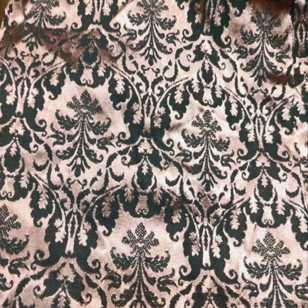 🩷🖤🩷 Glamorous Pink & Black Satin Damask Print Pencil Skirt - L - Picture 6 of 7